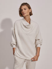 Load image into Gallery viewer, Varley Betsy Sweat