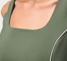 Load image into Gallery viewer, Travis Mathew JETSET MINDSET MOVEKNIT TANK - FINAL SALE