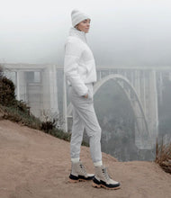 Load image into Gallery viewer, TravisMathew Women’s Mont Blanc