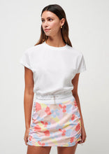 Load image into Gallery viewer, Travis Mathew SILVER SPRAY TECH WOVEN TOP