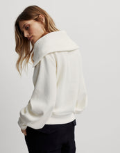 Load image into Gallery viewer, VARLEY VINE HALF ZIP PULLOVER