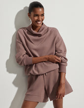 Load image into Gallery viewer, Varley Betsy Sweat