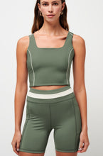 Load image into Gallery viewer, Travis Mathew JETSET MINDSET MOVEKNIT TANK - FINAL SALE