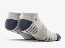 Load image into Gallery viewer, TravisMathew Cuater Eighteener Sock