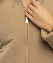 Load image into Gallery viewer, TravisMathew Women’s Mont Blanc