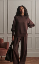 Load image into Gallery viewer, Varley Loxley Raglan Boyfriend Sweat