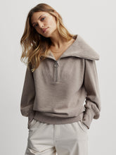 Load image into Gallery viewer, VARLEY VINE HALF ZIP PULLOVER