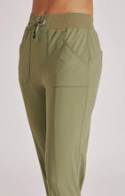 Load image into Gallery viewer, MASTERMIND JOGGER-BLANC NOIR