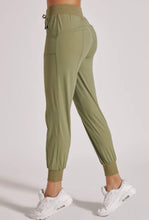 Load image into Gallery viewer, MASTERMIND JOGGER-BLANC NOIR