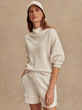 Load image into Gallery viewer, Varley Atrium High Rise Short 4.5"