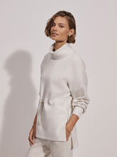 Load image into Gallery viewer, Varley Freya Sweat