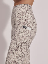 Load image into Gallery viewer, VARLEY Move Pocket High Legging 25"