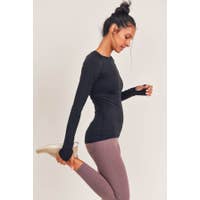 Load image into Gallery viewer, Cool-Touch Raglan Tee with Long Sleeves - Black or white