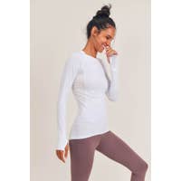 Load image into Gallery viewer, Cool-Touch Raglan Tee with Long Sleeves - Black or white