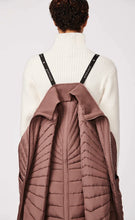 Load image into Gallery viewer, Bernardo Sleek Rays Puffer Jacket