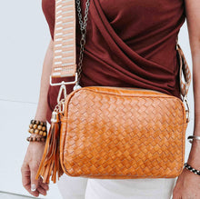 Load image into Gallery viewer, Woven Willow Camera Crossbody Bag