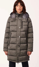 Load image into Gallery viewer, Bernardo Utility Detail Winter Puffer Coat - FINAL SALE