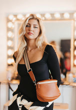 Load image into Gallery viewer, Sutton Crossbody Sling Bag