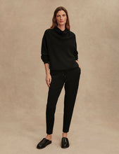 Load image into Gallery viewer, Varley The Slim Pant 25"
