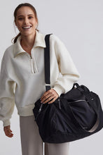 Load image into Gallery viewer, Varley Montlake Weekend Bag
