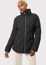 Load image into Gallery viewer, Bernardo Snowshoe Puffer Jacket

