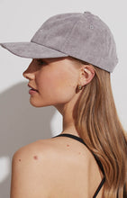 Load image into Gallery viewer, Varley Franklin Cap
