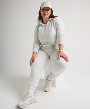 Load image into Gallery viewer, TravisMathew Women’s CLOUD HALF ZIP
