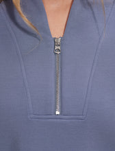 Load image into Gallery viewer, Varley Loretta Half Zip
