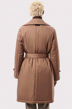 Load image into Gallery viewer, Bernardo Effortless Belted Puffer Coat
