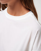 Load image into Gallery viewer, TRAVIS MATHEW MALIBU SEASON TECH WOVEN TOP
