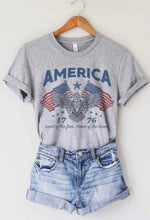 Load image into Gallery viewer, American eagle USA graphic T-shirt
