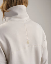 Load image into Gallery viewer, RHONE DreamGlow™ 1/2 Zip
