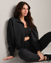 Load image into Gallery viewer, Rhone DreamGlow™ Snap Cardi
