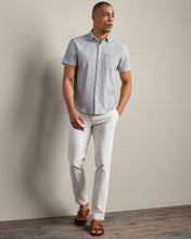 Load image into Gallery viewer, Rhone Commuter® Short Sleeve Shirt - Classic
