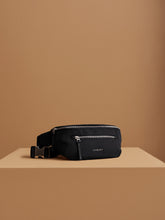 Load image into Gallery viewer, Varley Lasson Belt Bag
