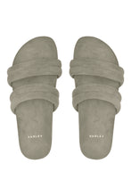 Load image into Gallery viewer, Varley Giles Quilted Slides 2.0
