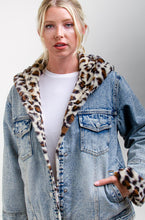 Load image into Gallery viewer, Women&#39;s Denim Leopard Fur Jacket
