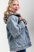 Load image into Gallery viewer, Women&#39;s Denim Leopard Fur Jacket
