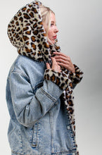 Load image into Gallery viewer, Women&#39;s Denim Leopard Fur Jacket
