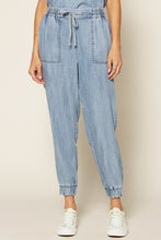 Load image into Gallery viewer, Chambray Jogger
