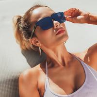 Quay Polarized Homestretch Sunglasses – Amour Vogue display picture 2
