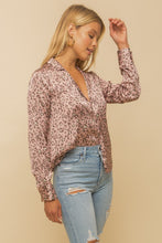 Load image into Gallery viewer, LEOPARD PRINT TAYLORED CARLA SATIN SHIRT
