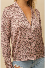 Load image into Gallery viewer, LEOPARD PRINT TAYLORED CARLA SATIN SHIRT
