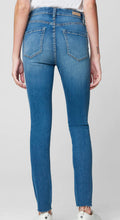 Load image into Gallery viewer, CASUAL FRIDAY THE GREAT JONES BLANK NYC
