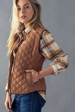 Load image into Gallery viewer, Quilted Vest
