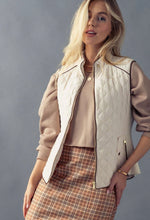 Load image into Gallery viewer, Quilted Vest
